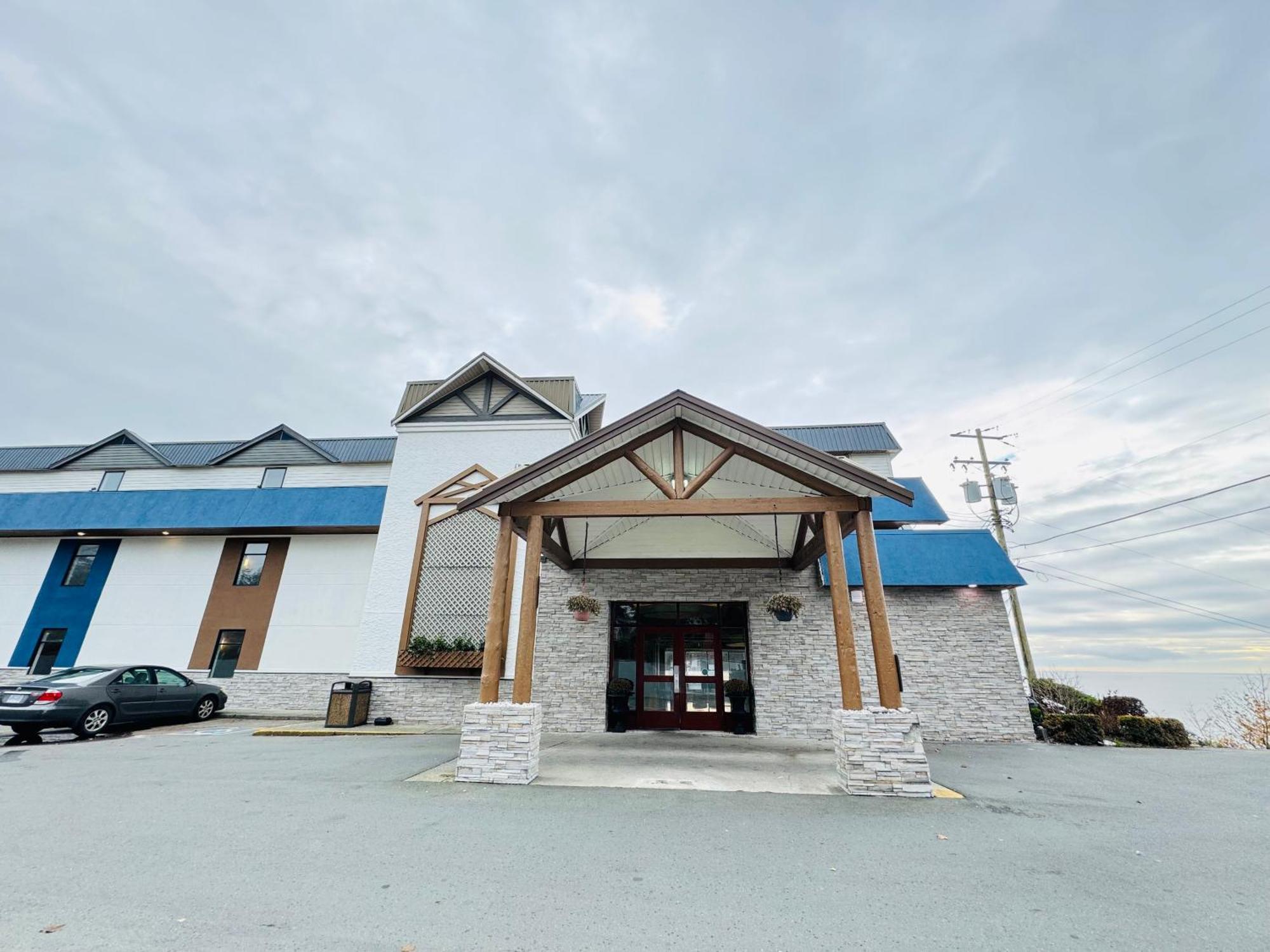 Anchor Inn And Suites Campbell River Eksteriør billede